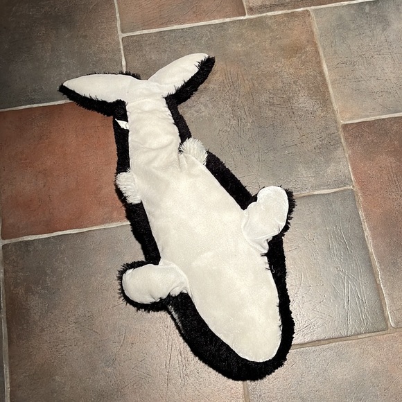 30” Whale stuffed animal toy - Picture 3 of 8